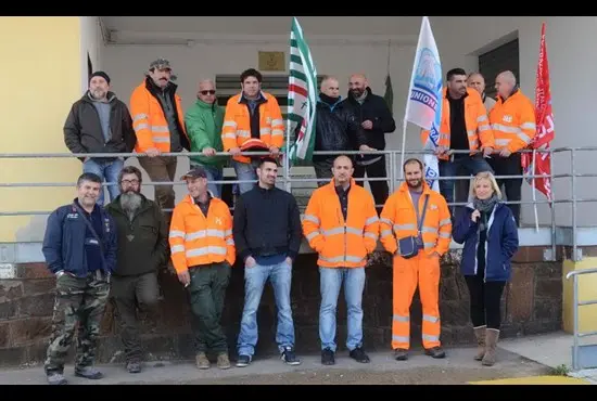 Olmedo, operai occupano anche gli uffici della miniera