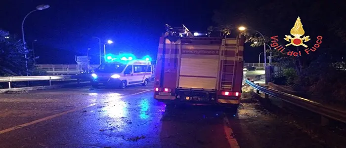 Catanzaro, donna si getta dal ponte Morandi