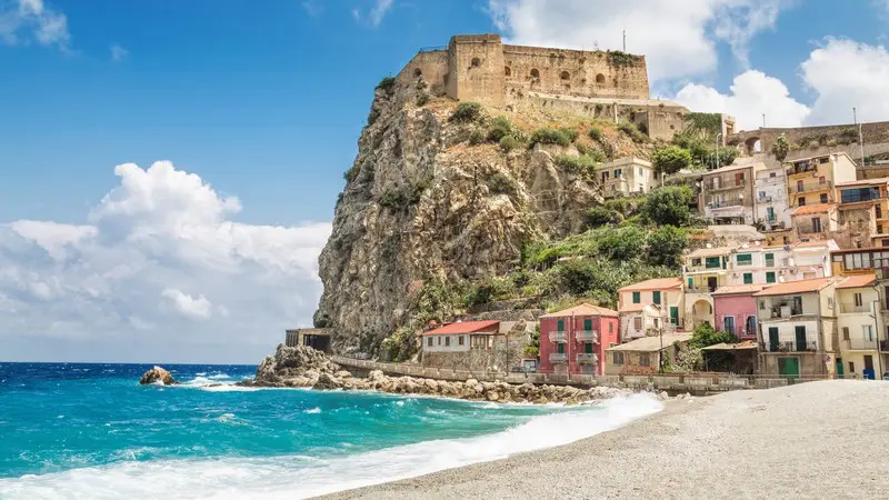 Calabria, il viaggio di Le Monde nella terra delle contraddizioni