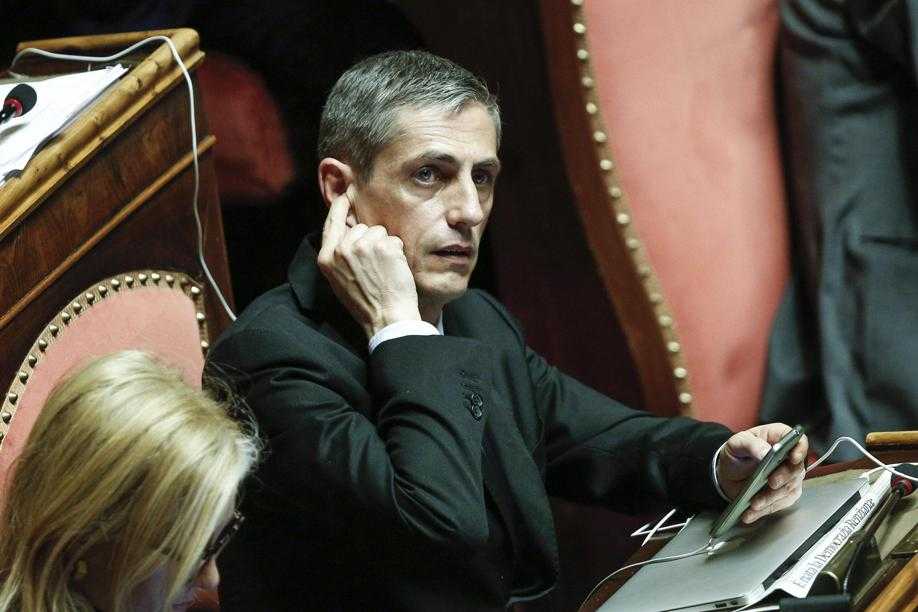 Torino, aggredito il senatore M5S Airola: nessun movente politico