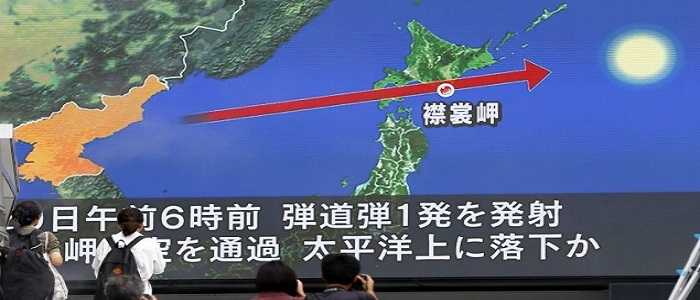 Corea del Nord lancia nuovo missile che sorvola spazio aereo del Giappone
