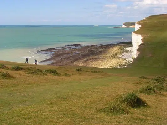 Inghilterra, Sussex: nube tossica, soccorse 150 persone