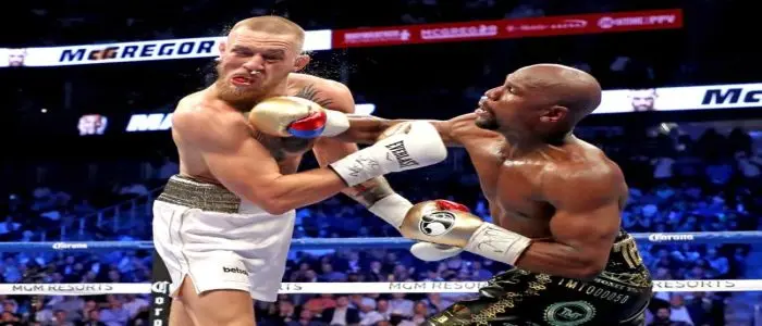 Mayweather batte McGregor, ko tecnico al 10/o round