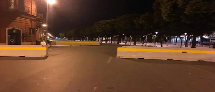 Terrorismo: Bari, posizionate fioriere anti-tir in piazze