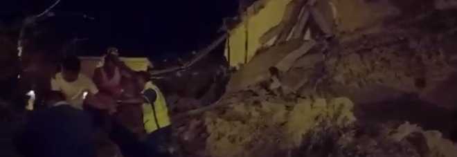 Terremoto Ischia, due morti a Casamicciola, 39 feriti: estratte vive tre persone