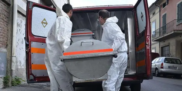 Venezia, uccide la moglie. Poi si suicida