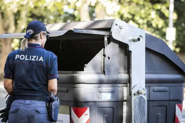 Roma, fermato il fratello della donna fatta a pezzi. L'uomo ha confessato