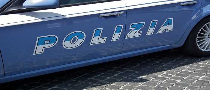 Bologna, molestia su bambina di 11 anni: fermato un pregiudicato