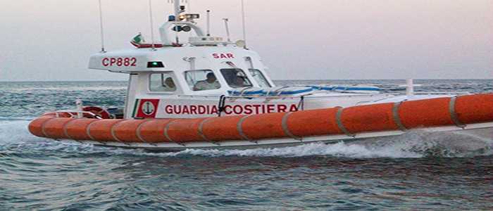 Guerra del pesce nel Canale Sicilia, due motopesca presi di mira