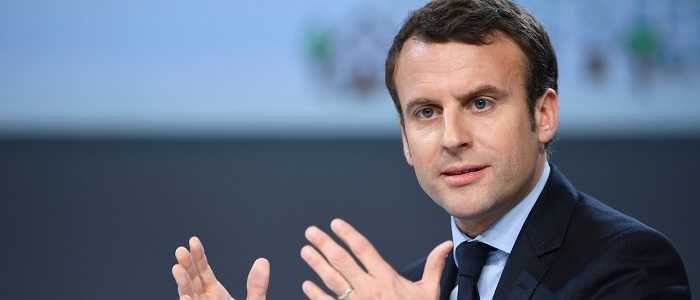 Macron, Francia costruirà hotspot in Libia