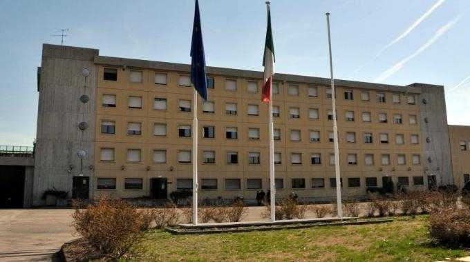Reggio Emilia: detenuto si impicca in cella