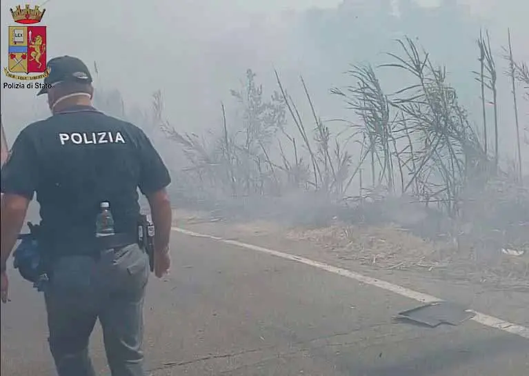 Incendio a Messina: fermati tre minori