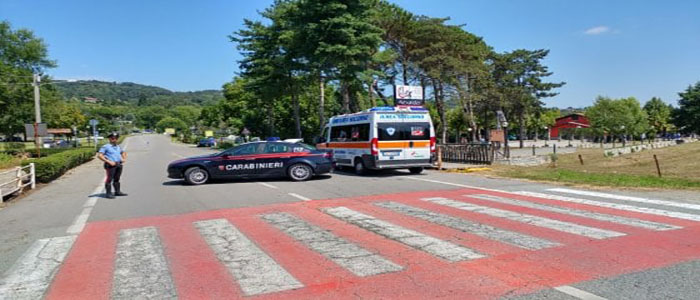 Un 14enne perde i sensi nel lago Viverone e poi muore in ospedale