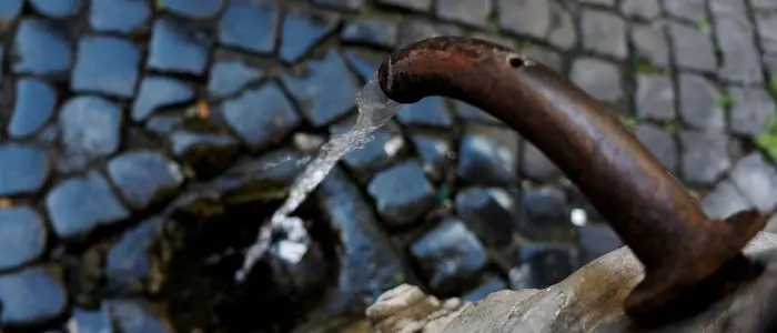 Roma, acqua razionata e turni di 8 ore da venerdì