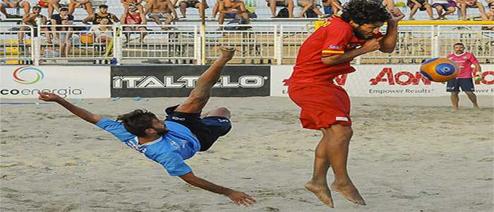 Beach Soccer. Serie Aon: Catania primo. Spettacolo nel derby Ecosistem Cz-Lamezia