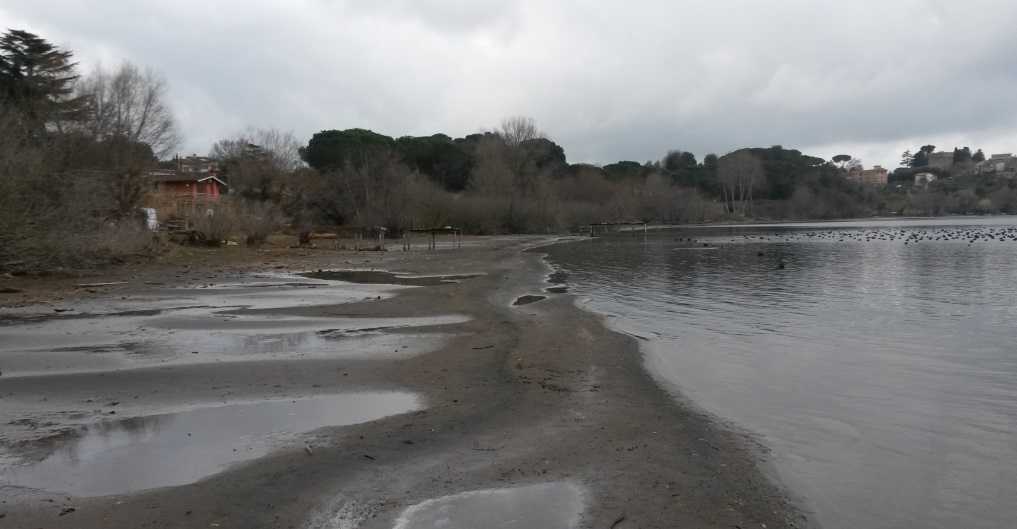 Roma, Regione: "Stop ai prelievi dal lago di Bracciano"