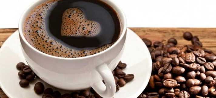 Caffè e Caffeina: benefici e rischi