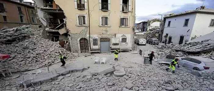 Amatrice come l'Aquila, dopo il terremoto imprenditore ride pensando ai guadagni