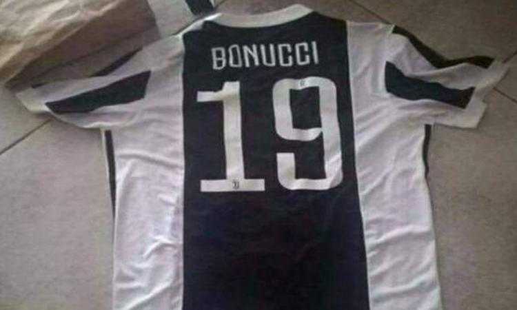 Cessione Bonucci, scende in campo anche il Codacons: "Rimborsate la maglia di Bonucci"