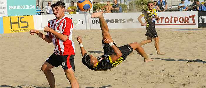 Beach Soccer: Serie Aon, a Viareggio i primi fuochi d'artificio