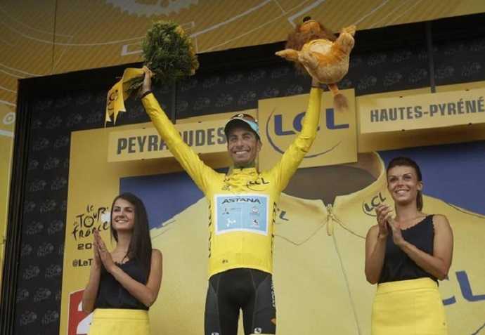 Tour de France: la maglia gialla passa a Fabio Aru