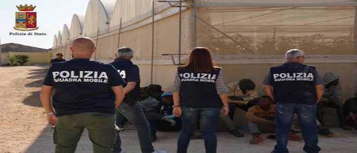 Caporalato: Polizia verifica 26 aziende a Caserta, Foggia, Latina, Potenza, Ragusa e Reggio Calabria