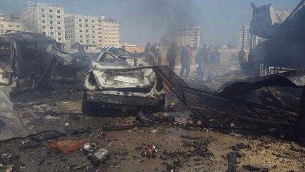 Siria, tre autobomba nel centro di Damasco. Morti e feriti