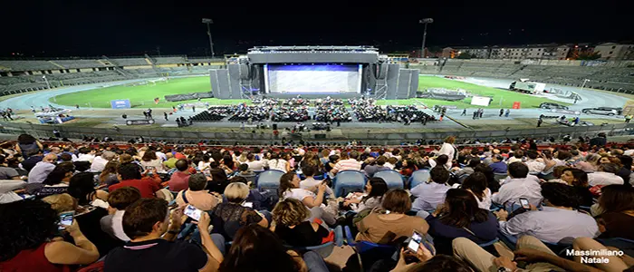 Tripudio per Notre Dame De Paris allo Stadio San Vito di Cosenza un teatro sotto le stelle! (foto)