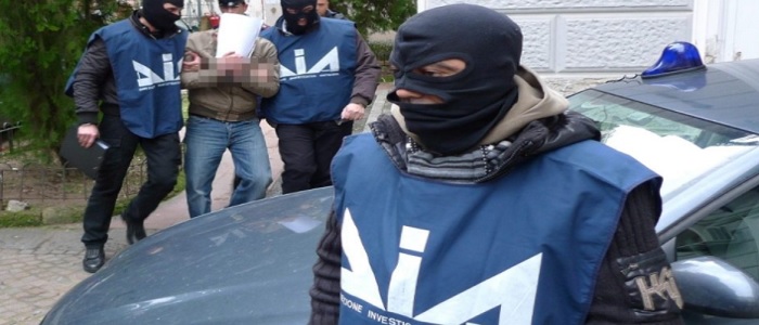 Camorra, arrestati tre imprenditori di Posillipo