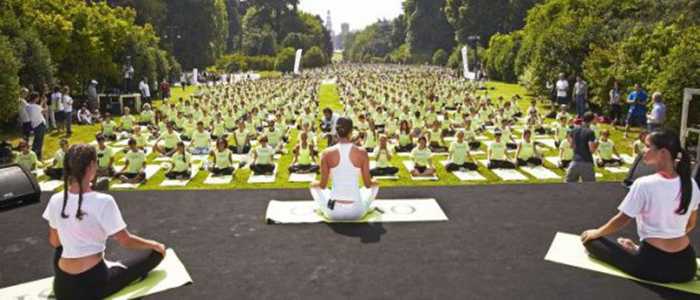 Giornata mondiale Yoga, Modi guida celebrazioni