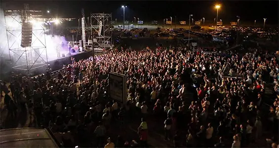 In oltre diecimila per i Tiromancino alla Concert Area Due Mari di Maida (Foto)