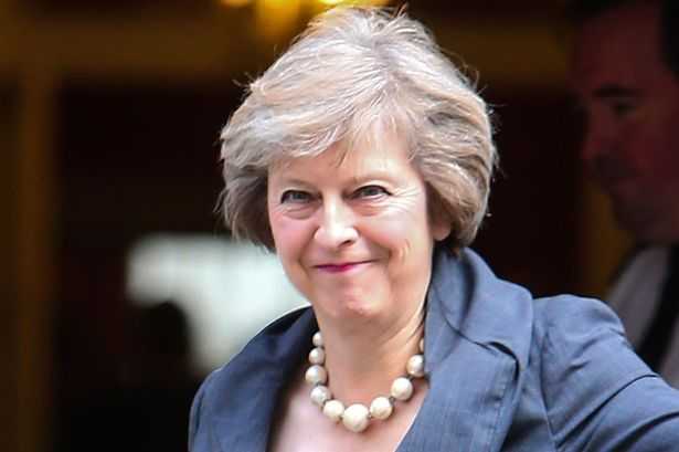 Regno Unito, May dalla Regina: "Formerò nuovo Governo"