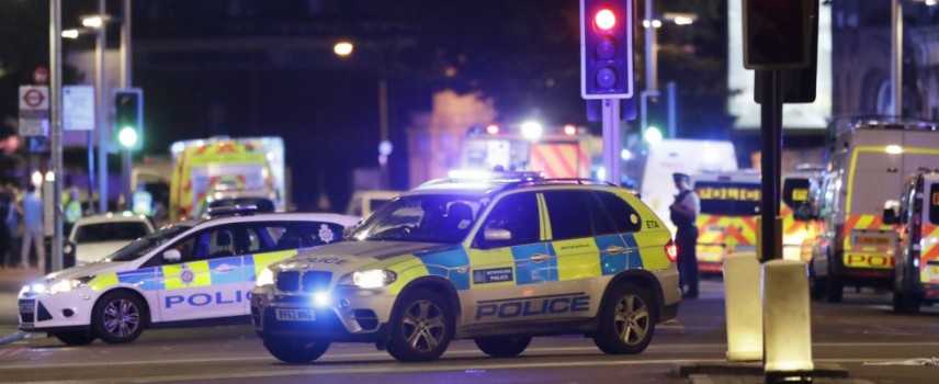 Londra, bombe molotov nel furgone usato dai jihadisti. Terzo terrorista un italo marocchino