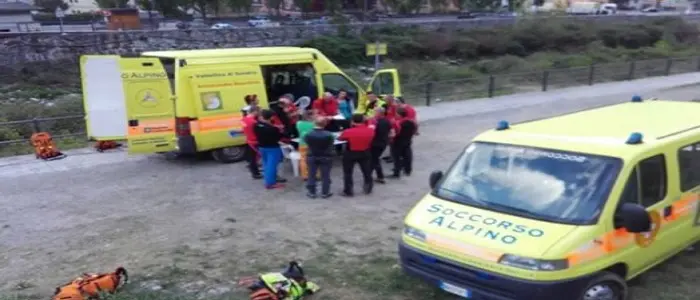 Incidente sul lavoro: cade teleferica in Valtellina. Un morto e un ferito grave