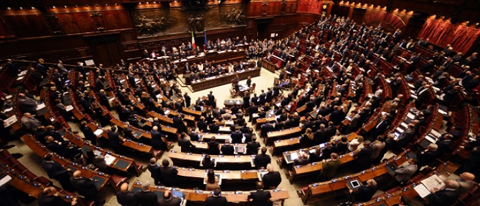 M5S si avvicina al Pd con legge elettorale. Renzi: "Soglia al 5%"