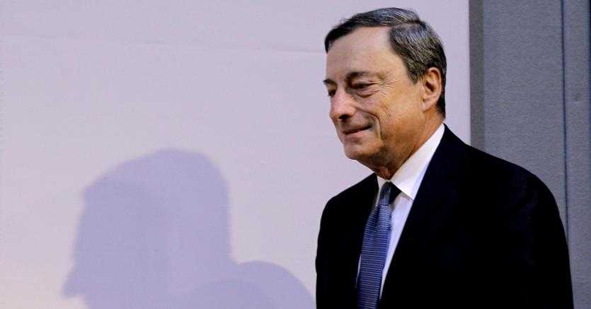Parlamento Europeo, Draghi: "Supporto alla politica monetaria è ancora necessario"
