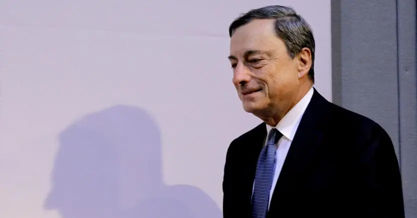 Parlamento Europeo, Draghi: "Supporto alla politica monetaria è ancora necessario"