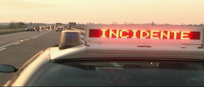 Incidenti stradali, 3 morti e 4 feriti in due scontri nel Friuli