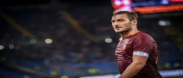 Clamoroso Totti: il capitano della Roma conferma l'addio ai giallorossi ma non non al calcio giocato