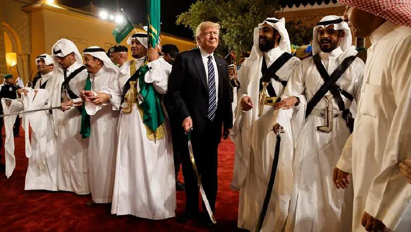 Secchia, ex ambasciatore americano in Italia: "Missione Trump è svolta in lotta terrorismo"