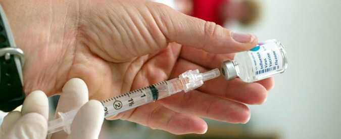 Vaccini, radiato dall'Ordine medico di Milano