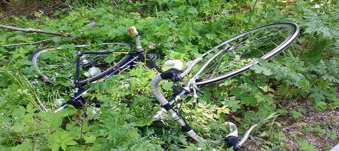 Conco, ciclista scomparso trovato senza vita in un burrone. Forse investito da auto pirata