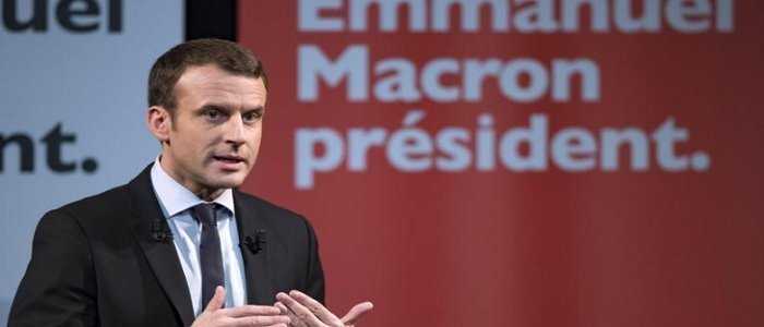 Parigi: insediamento ufficiale di Macron all'Eliseo
