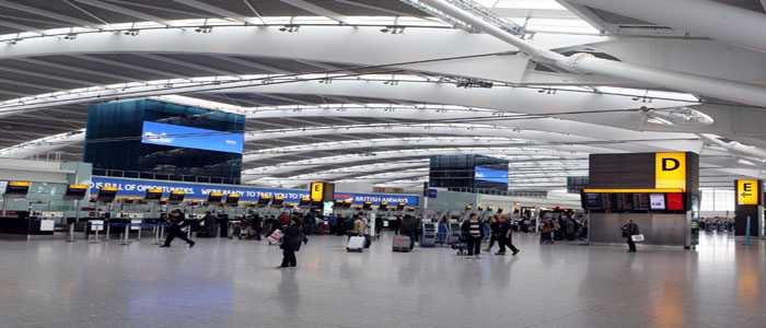 Terrorismo: fermato un uomo a Heathrow