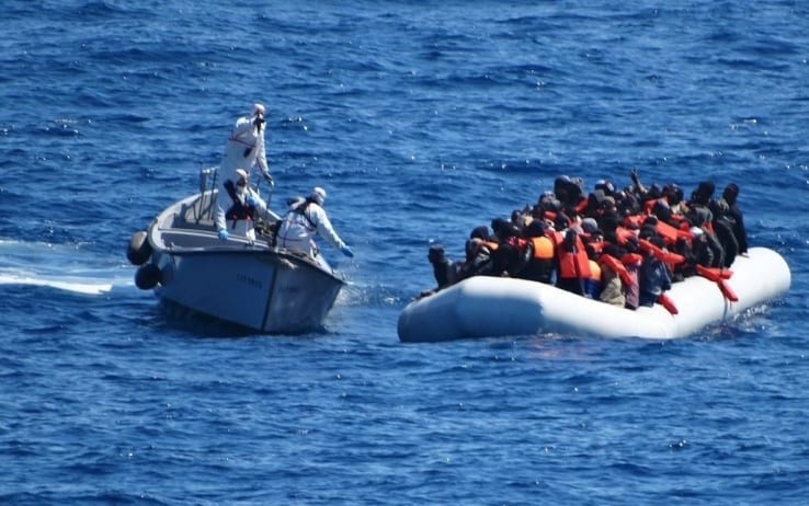 Migranti, Zuccaro: personale delle Ong "non tutti filantropi"