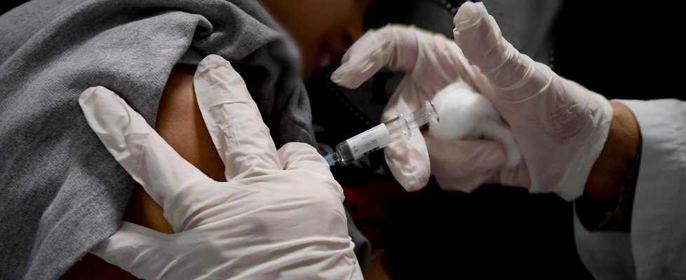 Udine, vaccini: oltre 20mila dosi dubbie