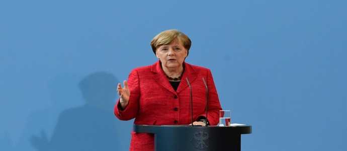 Merkel, Gb chiarisca come intende rapporto con Ue ma non si faccia illusioni