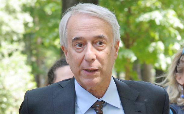 Pisapia a Renzi: "Unisci la sinistra o sarà sconfitta epocale"