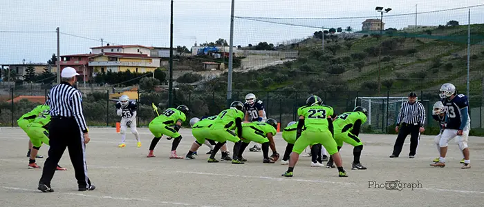 Football americano terza divisione. Black tide-Sharks 7-14