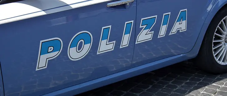 Napoli, sparatoria in periferia: quattro feriti